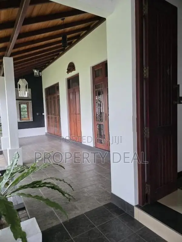 Luxury 2-Storey House for Rent in Nugegoda – PDH362