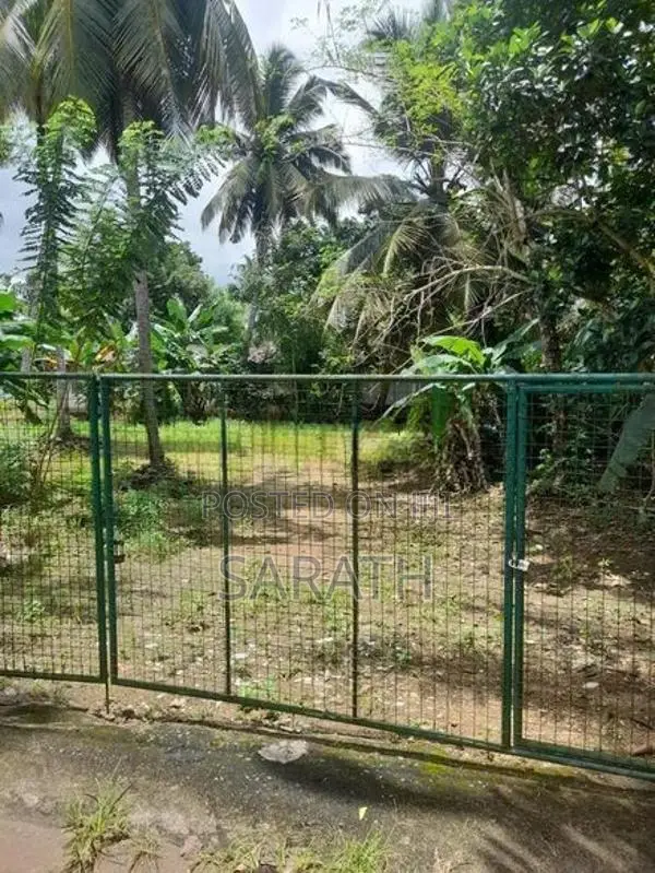 Land + Building For Rent In Kottawa