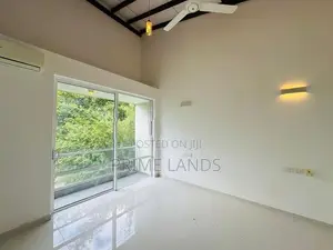 Luxury House for Sale in Kandy Kundasale