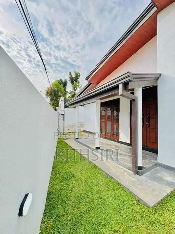Brand New Single Story Modern House for Sale in Athurugiriya