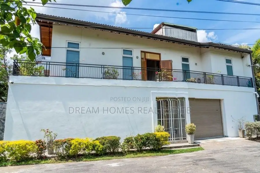 Luxury 2-Storey House for Sale in Thalawathugoda – 20 Perches