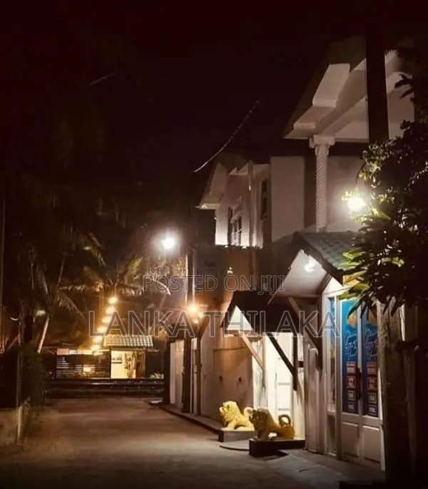 Luxury Hotel for Rent in Wadduwa