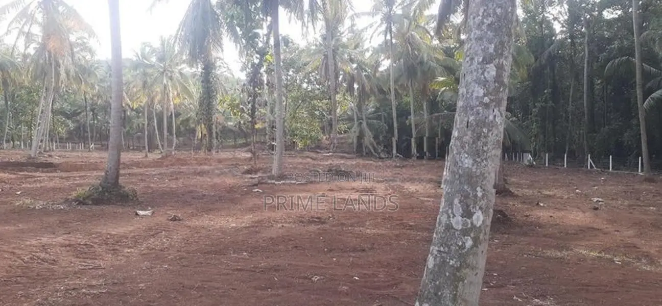 කුරුණෑගල නුවර පාරෙන් පදිංචියට ඉඩමක්