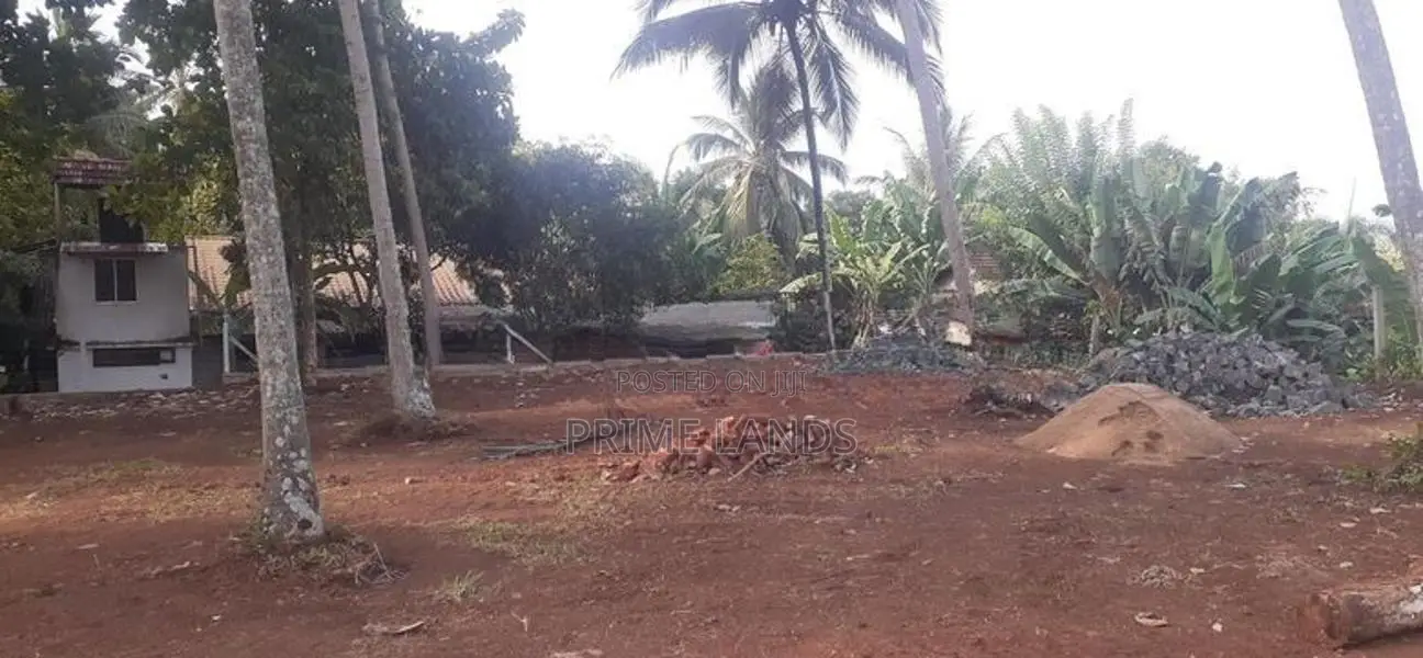 කුරුණෑගල නුවර පාරෙන් පදිංචියට ඉඩමක්