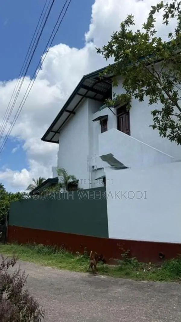 House in Suwarapola