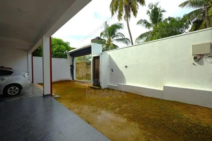 Exclusive Parliament view House for sale – PELAWATTA