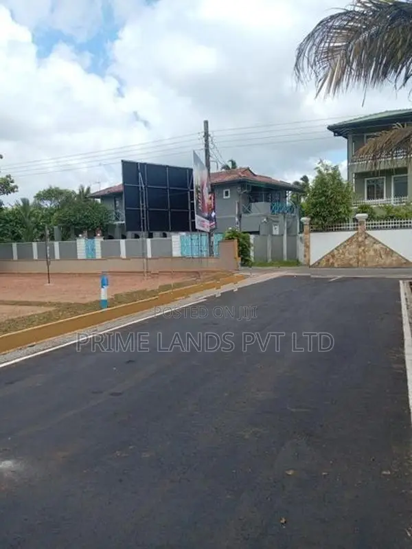 Land for Sale in Boralesgamuwa