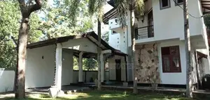 Fully Furnished Villa for long /short term rent in Weligama