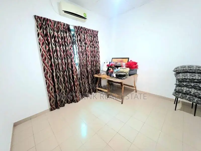 House For Sale In Mabola