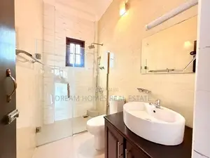 9BR Residential Building for Sale – Colombo 5