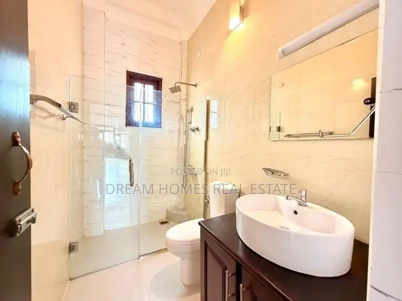 9BR Residential Building for Sale – Colombo 5