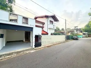 4-Bedroom House for Rent – Thalawathugoda