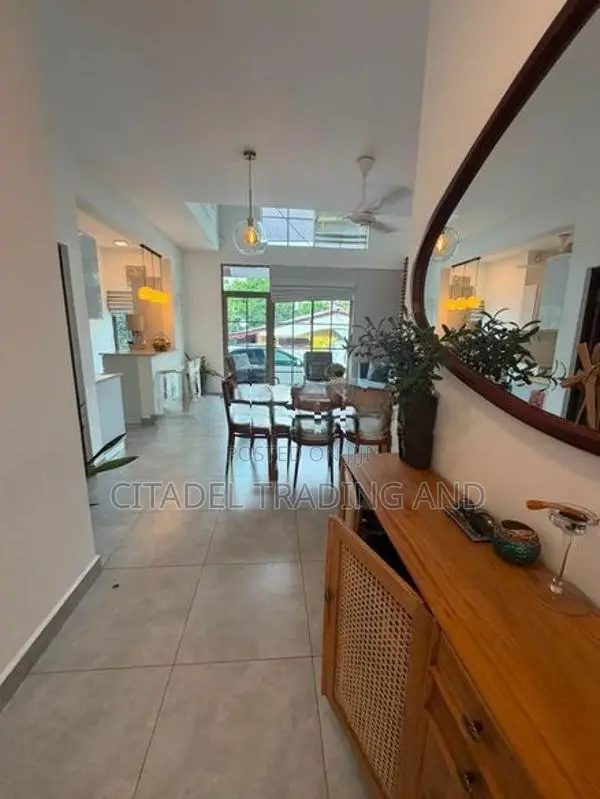 Gated Comminity House For Sale In Nugegoda - CH1774