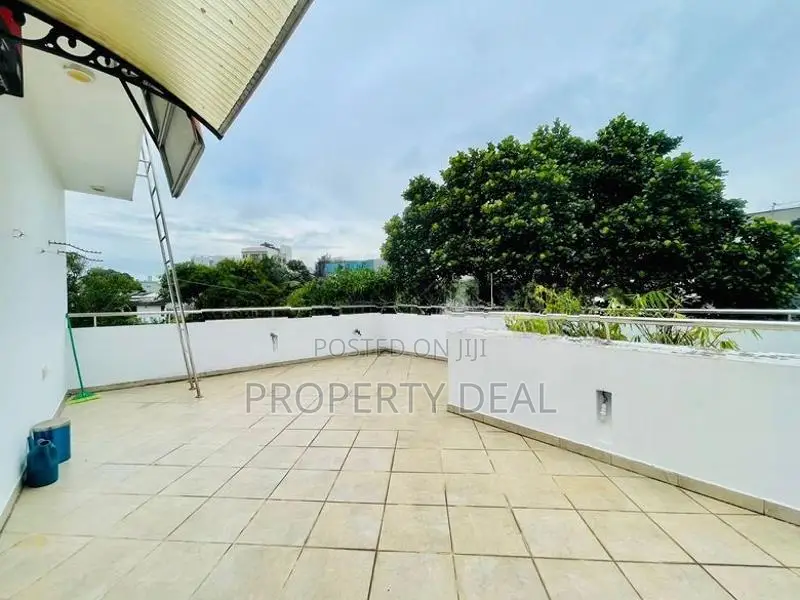 🏡 Super Luxury House for Rent In Colombo 05 - PDH278