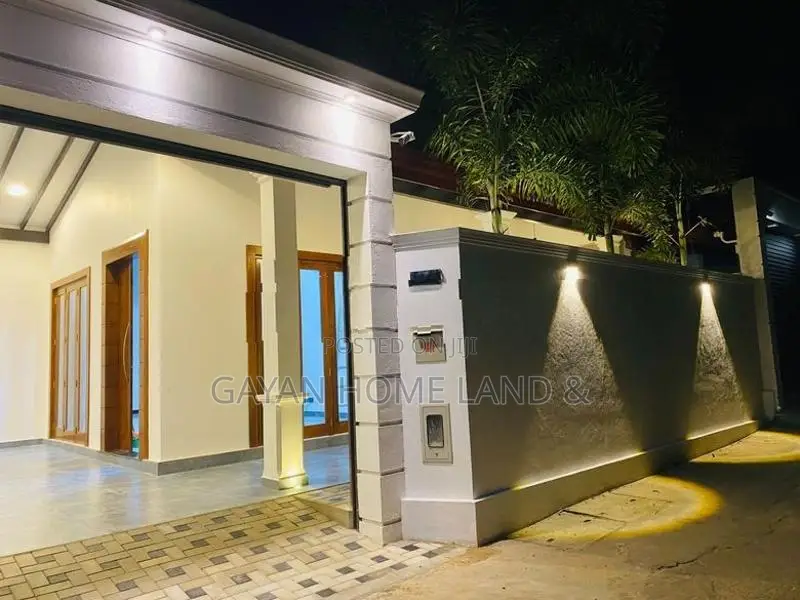 Brand New Well Designed Quality House For Sale In Polgasowita