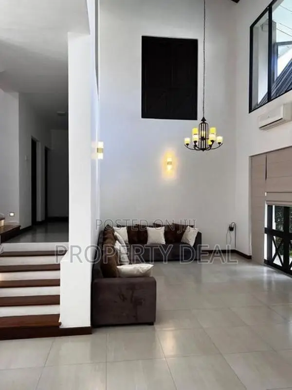 5 BR House For Rent in Battaramulla - PDH247