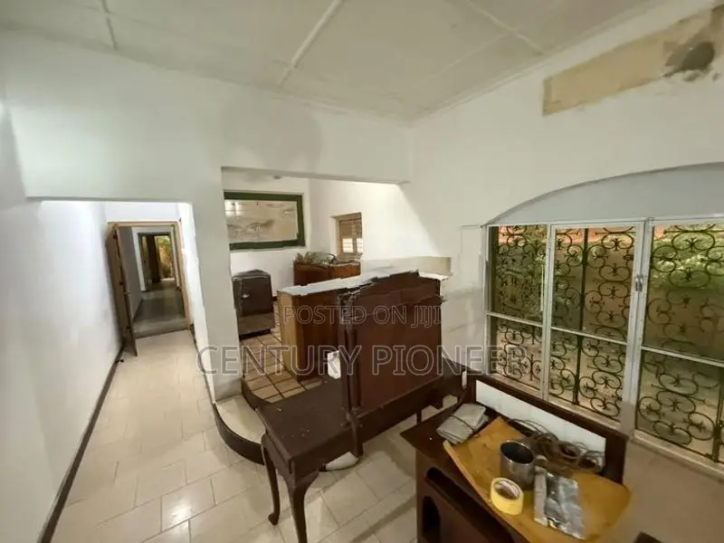Commercial Property for Rent in Colombo 5