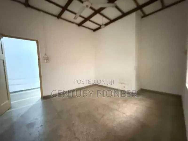 Commercial Property for Rent in Colombo 5