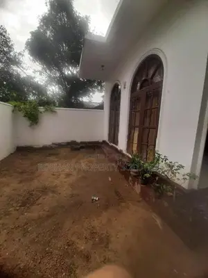 Single house for rent in Rathmalana