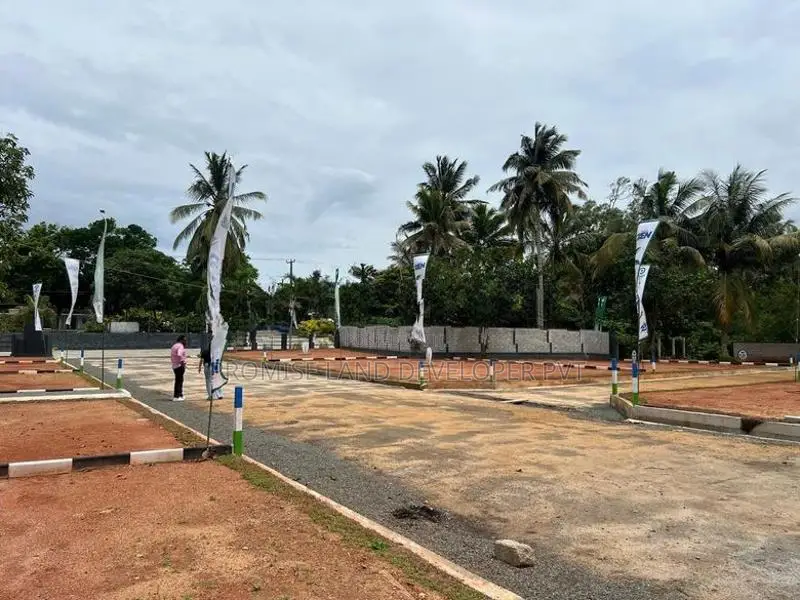 Land Near Wadduwa Beach Y31
