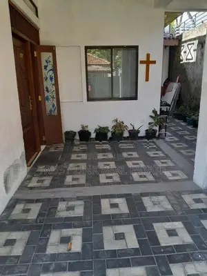 Spacious House for Rent – Wattala
