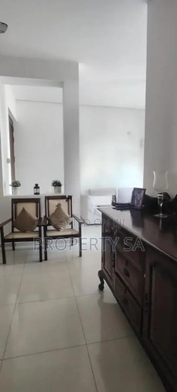 3 Bedroom Furnished Apartment for Sale in Colombo 5