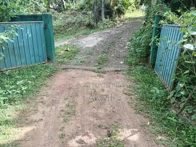 Land for Sale in Kalutara