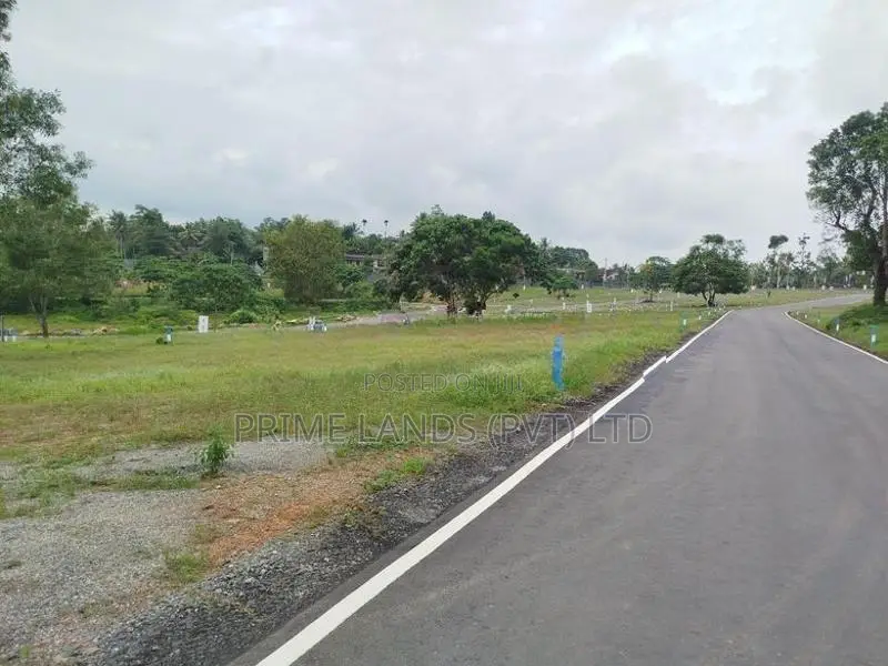 තලගල බෙරුකැටිය බිම් කොටස් විකිණීමට