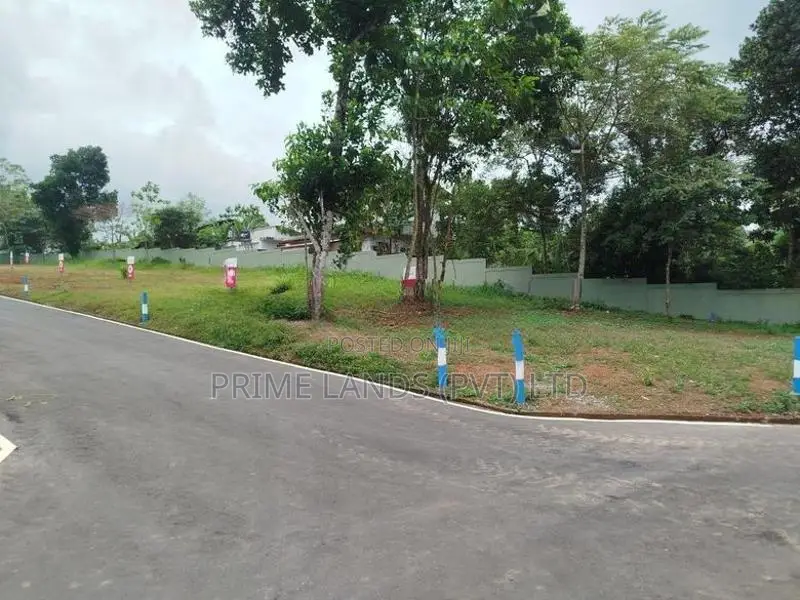තලගල බෙරුකැටිය බිම් කොටස් විකිණීමට