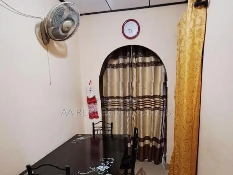 Single Storey House for Sale in Wellampitiya