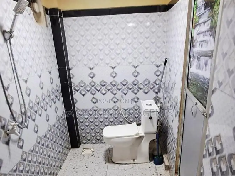 Single Storey House for Sale in Wellampitiya