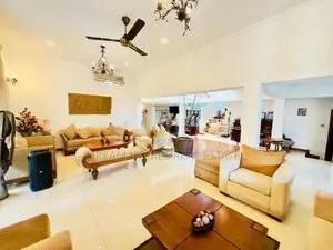 Luxury 2-Storey 5BR House – Kohuwala