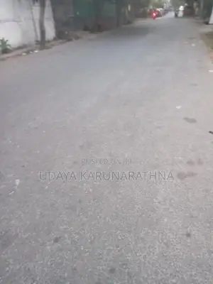 Land for Sale Meethotamulla