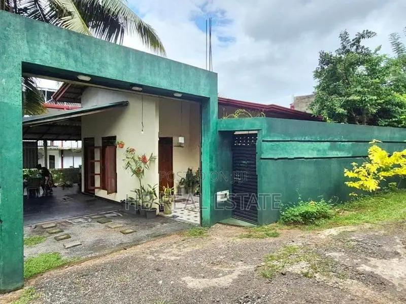 Almost Brand New Single Story House For Sale Kahathuduwa