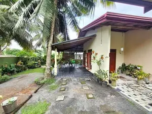 Almost Brand New Single Story House For Sale Kahathuduwa