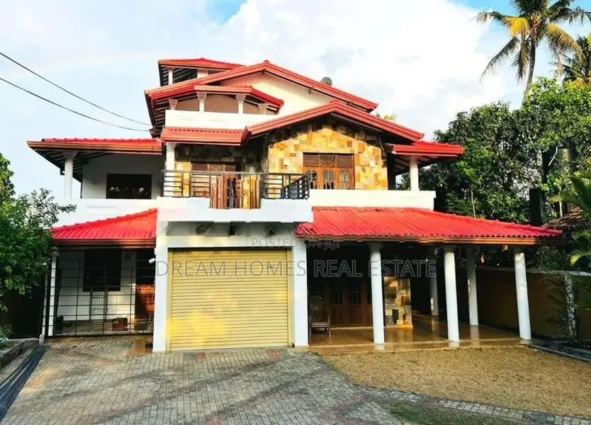 5-Bedroom Luxury House for Rent – Piliyandala