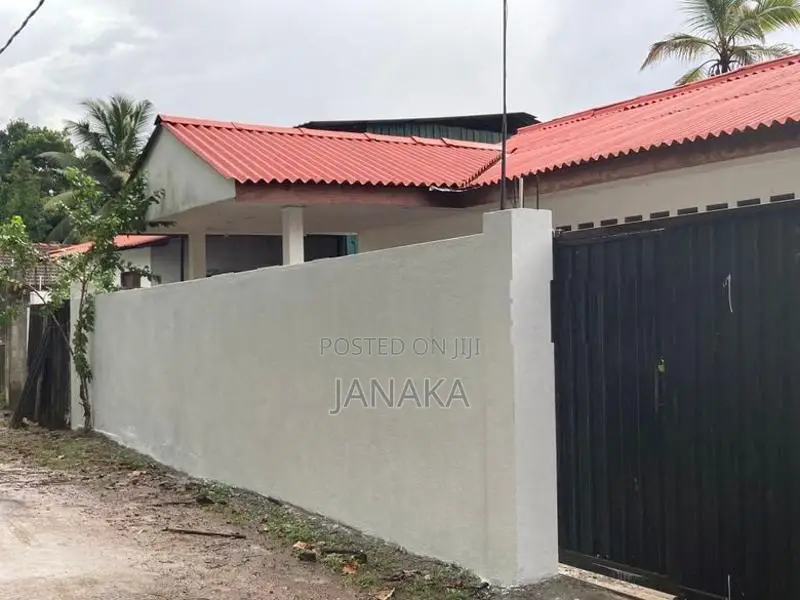 House with Land for Sale - Homagama