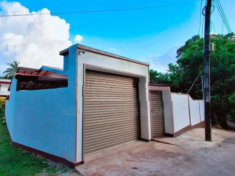 3 BEDS NEW HOUSE FOR SALE IN PILIYANDALA KAHATHUDUWA