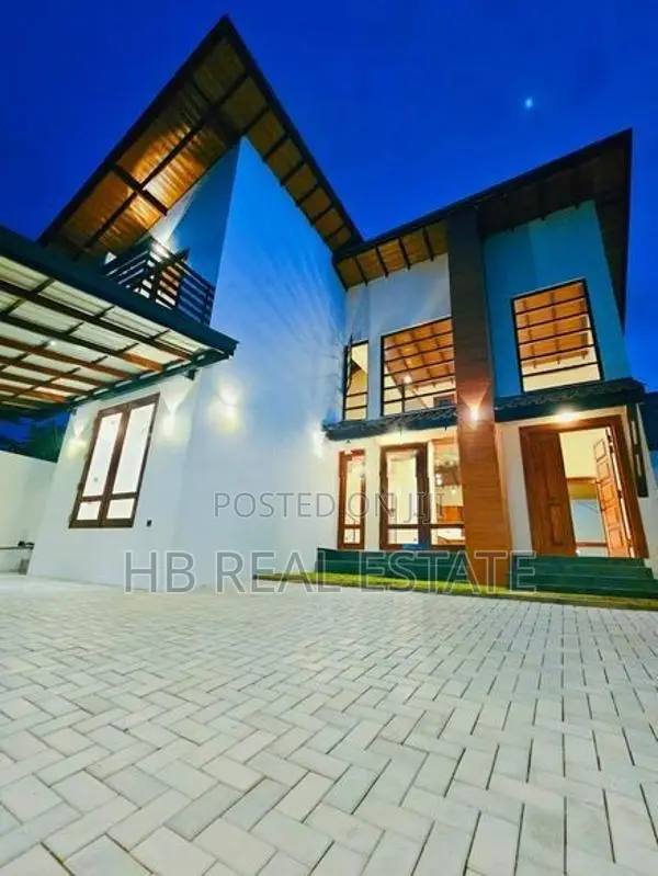 Architecturally Designed Modern 2 Story House Koswatta