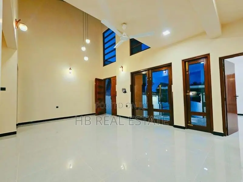 Architecturally Designed Modern 2 Story House Koswatta