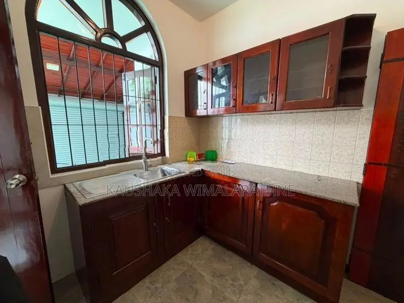 Two Story House for Rent in Nawala - Rent0180