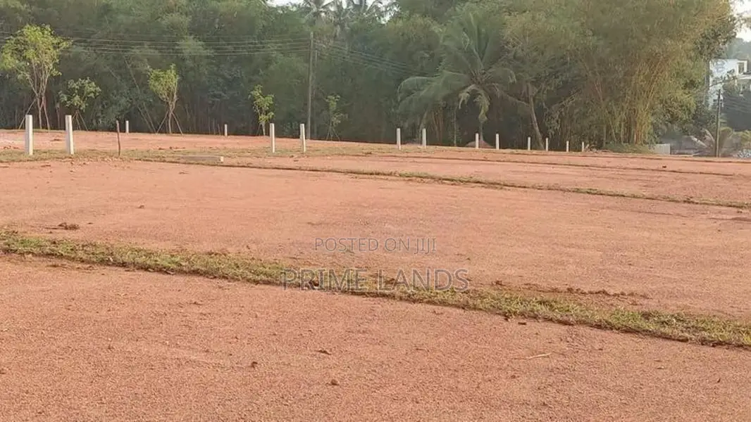 Land for Sale in Gampaha Colombo Road