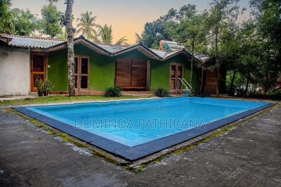 Villa Type Holiday Bungalow Rooms for Rent Gunnepane