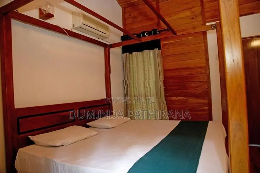 Villa Type Holiday Bungalow Rooms for Rent Gunnepane