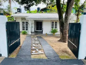 House For Sale In Ja-Ela, Ekala