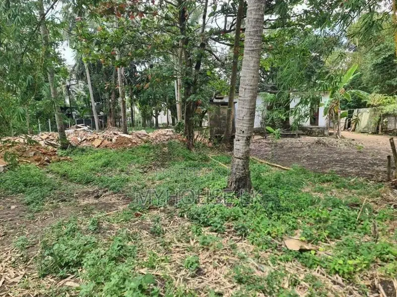 Commercial Land for Sale in Malabe