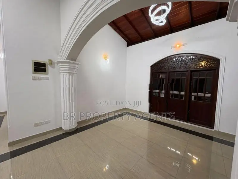 First Floor House for Rent in Rajagiriya