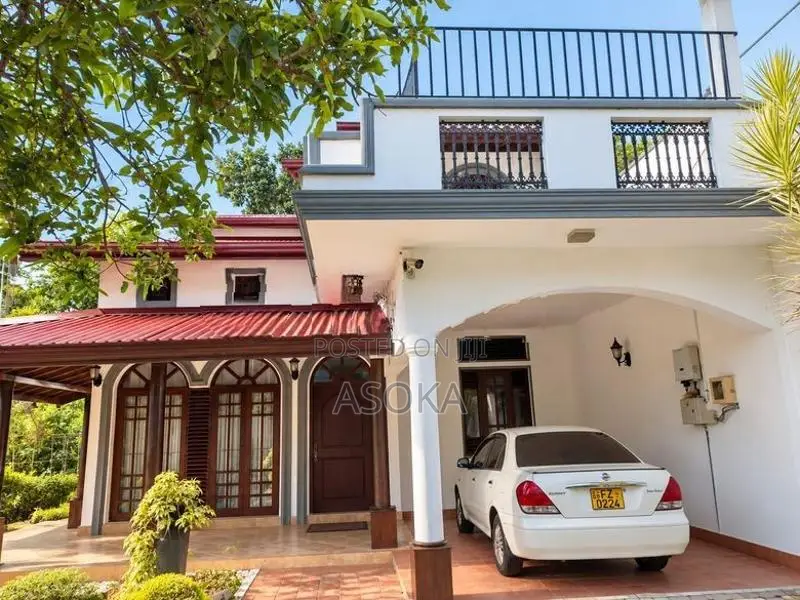 2 Storey House With 11 Perches In Kotte
