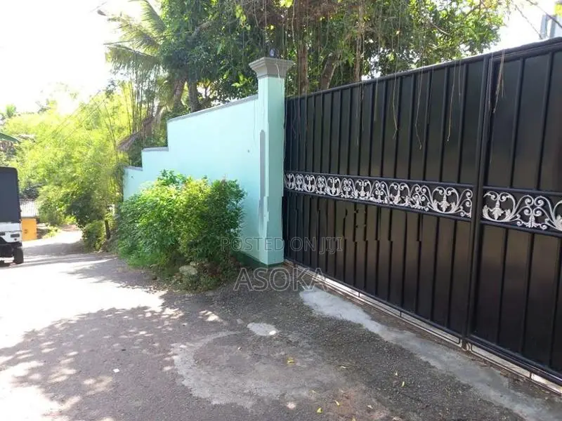 2 Storey House With 11 Perches In Kotte