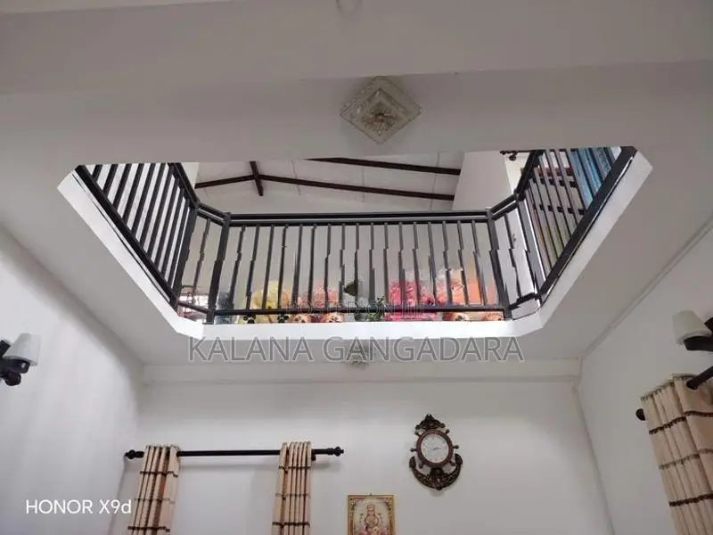 House for Sale Athurugiriya